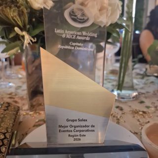 GRACIAS A DIOS...SEGUNDO AÑO GANANDO ESTE PREMIO, DIOS BENDIGA A TODO NUESTRO EQUIPO Y TODOS NUESTROS CLIENTES...TODO LO QUE SE PONE EN MANOS DE DIOS...PROSPERA..CONFIA Y TEN FE...