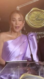 Hoy celebramos con inmenso orgullo y gratitud un nuevo logro para Grupo Solex, Eventos y Catering.  Por segundo año consecutivo, hemos sido reconocidos por Premios LAWA como la Mejor Empresa de Eventos Corporativos de la Zona Este de la República Dominicana. Este reconocimiento representa el esfuerzo, la dedicación y la pasión que ponemos en cada evento que realizamos.  Queremos agradecer profundamente a Premios LAWA por valorar nuestro trabajo y tomar en cuenta nuestra trayectoria dentro de la industria de los eventos.  Este premio también pertenece a nuestros clientes corporativos, quienes han depositado su confianza en nosotros para la planificación y ejecución de sus eventos. Gracias por elegirnos y permitirnos ser parte de sus momentos más importantes.  Agradecemos de manera especial a cada uno de nuestros colaboradores, quienes dan lo mejor de sí en cada oportunidad y hacen posible que cada proyecto se convierta en una experiencia memorable.  Además, este reconocimiento tiene un significado muy especial para mí, ya que tuve el honor de ser la única mujer nominada y premiada en esta categoría, demostrando que con esfuerzo, perseverancia y pasión podemos seguir abriendo caminos y alcanzando grandes metas.  Gracias a todos por ser parte de esta historia. Seguiremos trabajando con el mismo compromiso y excelencia que nos ha llevado a obtener este importante reconocimiento por segundo año consecutivo.  #GrupoSolex #EventosyCatering #PremiosLAWA #EventosCorporativos #ZonaEste RepúblicaDominicana LiderazgoFemenino ExcelenciaEnEventos